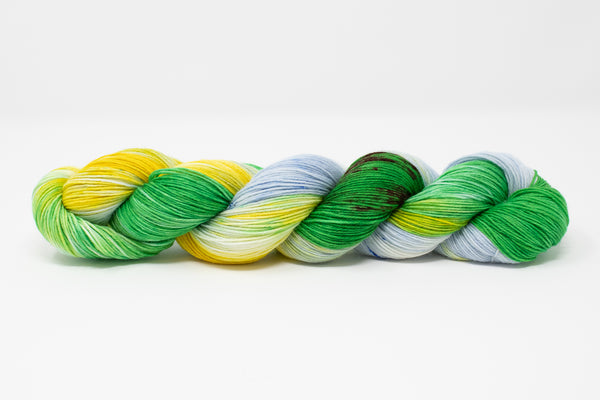 multicolor yarn, blue,green,yellow