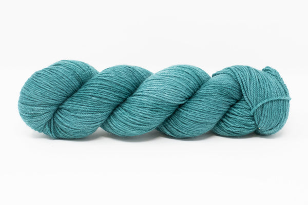 turquoise blue yarn